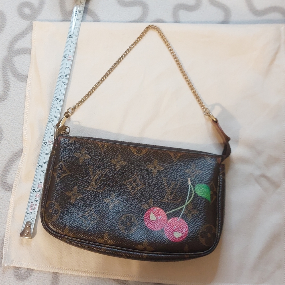 💖SOLD💖 Louis Vuitton Murakami Cherry Pochette bag - Picture 14 of 14